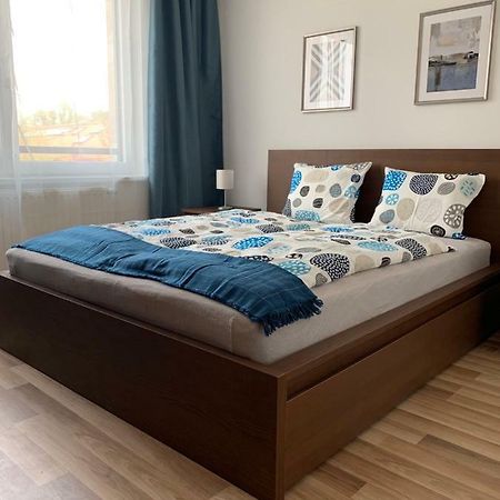 H Central Apartment Heviz Bagian luar foto
